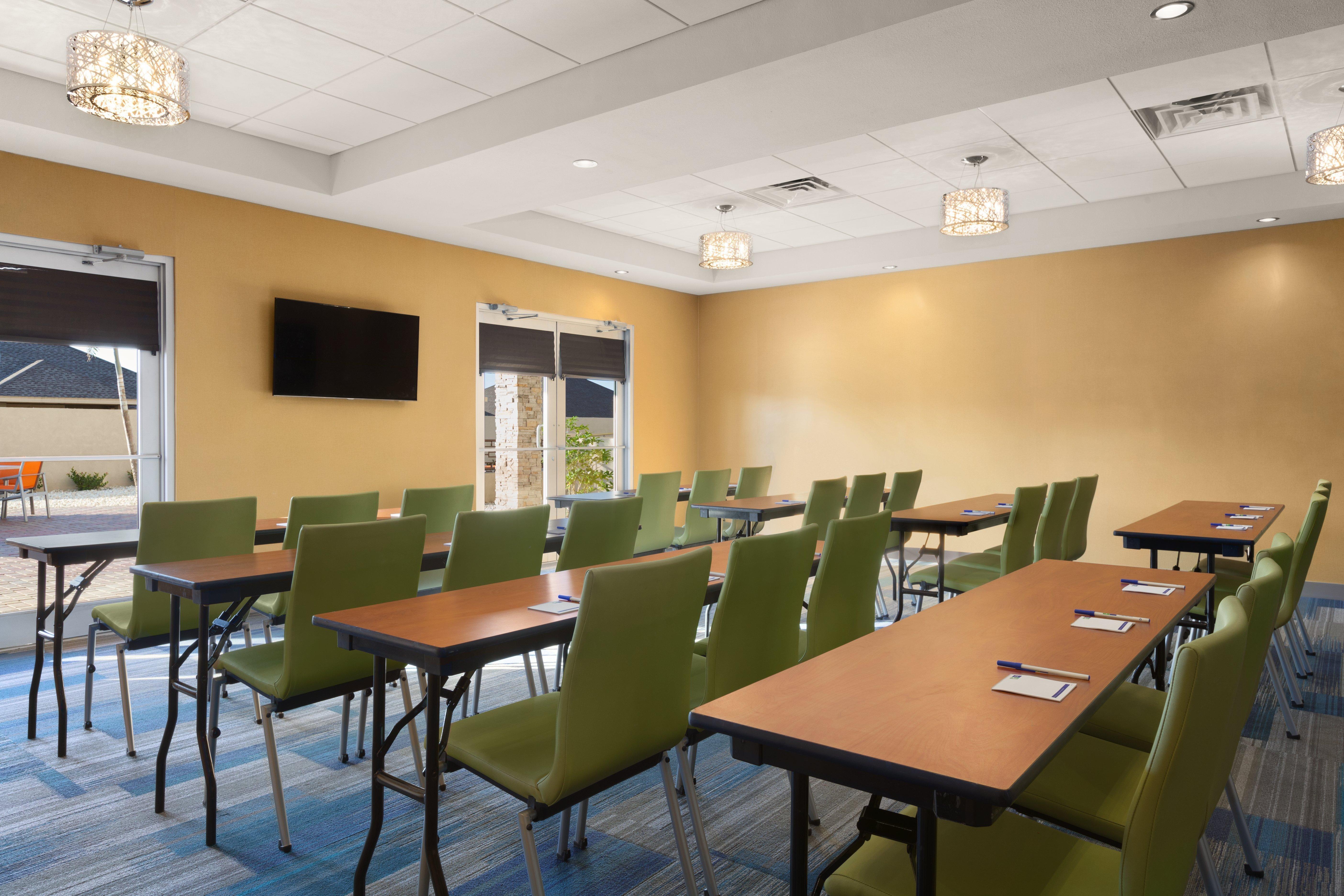 Holiday Inn Express & Suites Edinburg- Mcallen Area By Ihg Zewnętrze zdjęcie